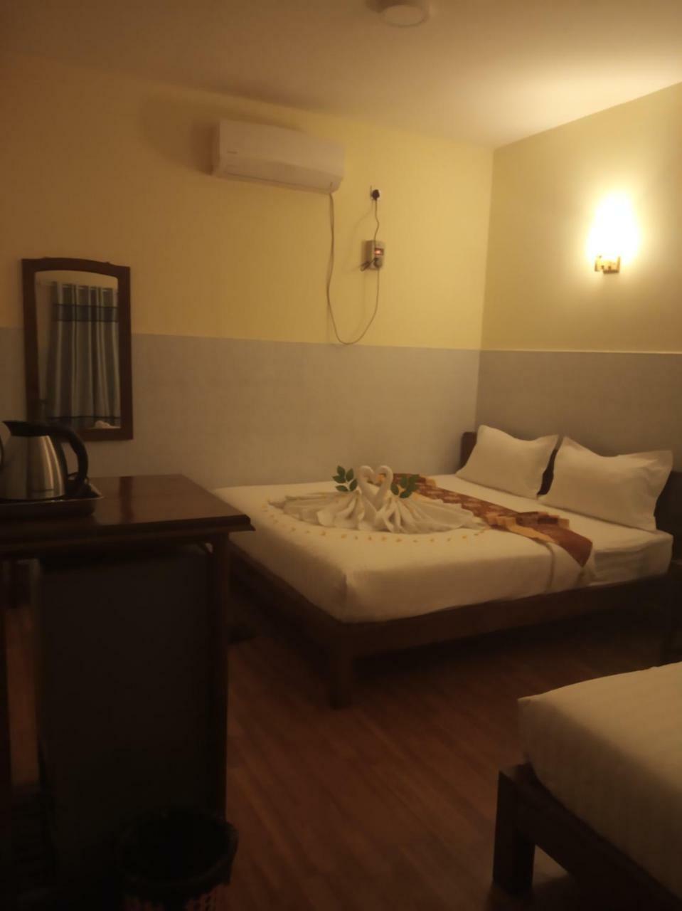 Shwe Wun Yan Motel Bagan Exterior photo